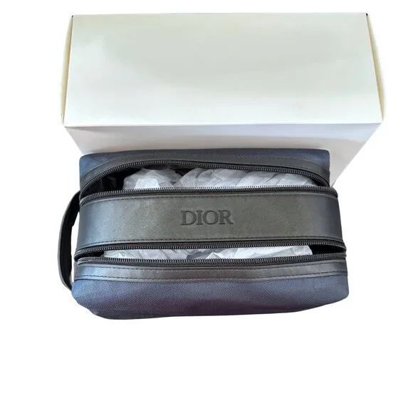Dior Men’s Toiletry Bag – Black/Grey – Embossed Logo – GWP – NIB - Picture 2 of 3